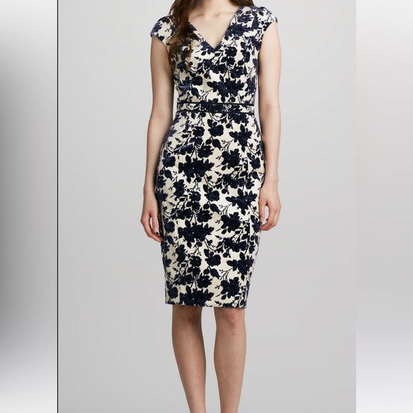 Tory Burch Dayton Floral Jacquard Dress. Fits like a large - Picture 2 of 8